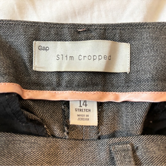 GAP Slim Cropped Stretch Pants - Picture 2 of 3